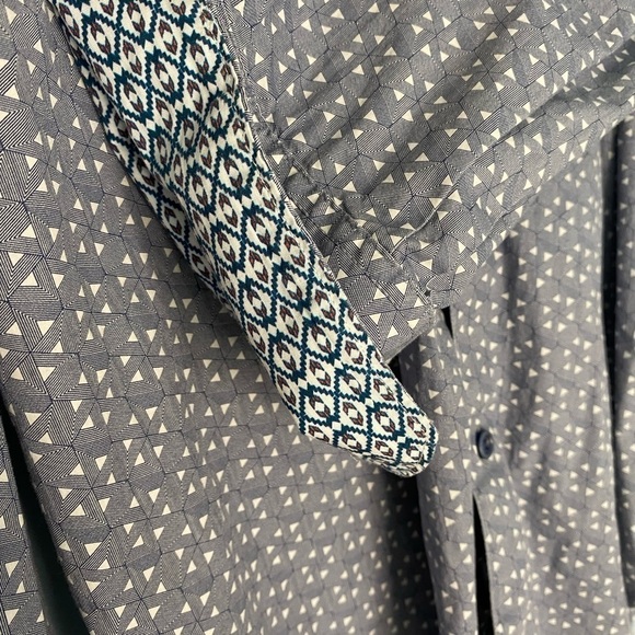 Robert Graham Shirt Men's XL Geometric Blue Button Up Classic Fit Flip Cuff - Picture 4 of 9